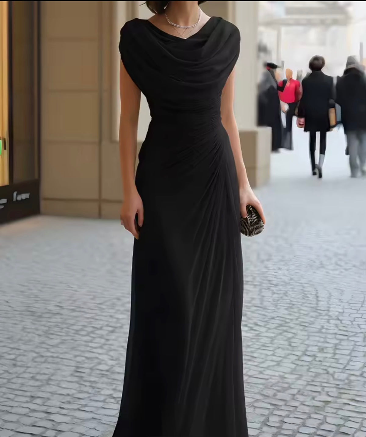 Vestido de noche elegante con volantes