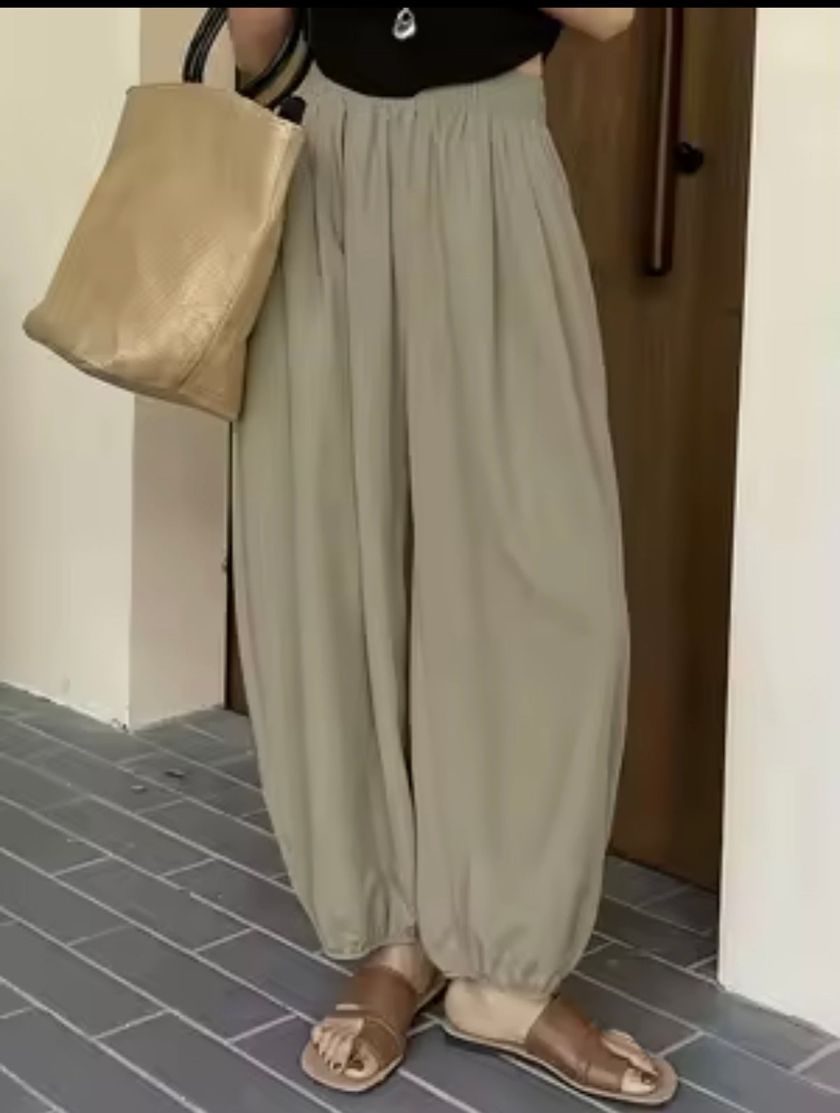 Pantalón globo beige cintura elástica