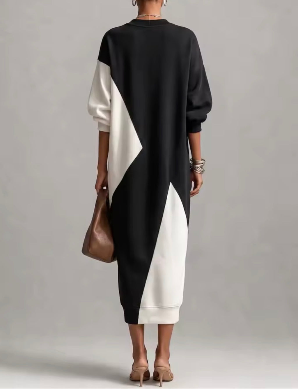 Vestido midi bicolor negro y blanco - vista trasera