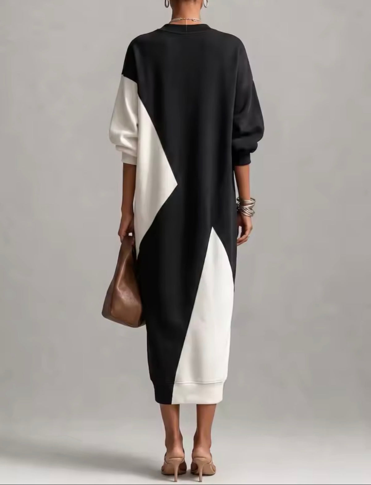 Vestido midi bicolor negro y blanco - vista trasera