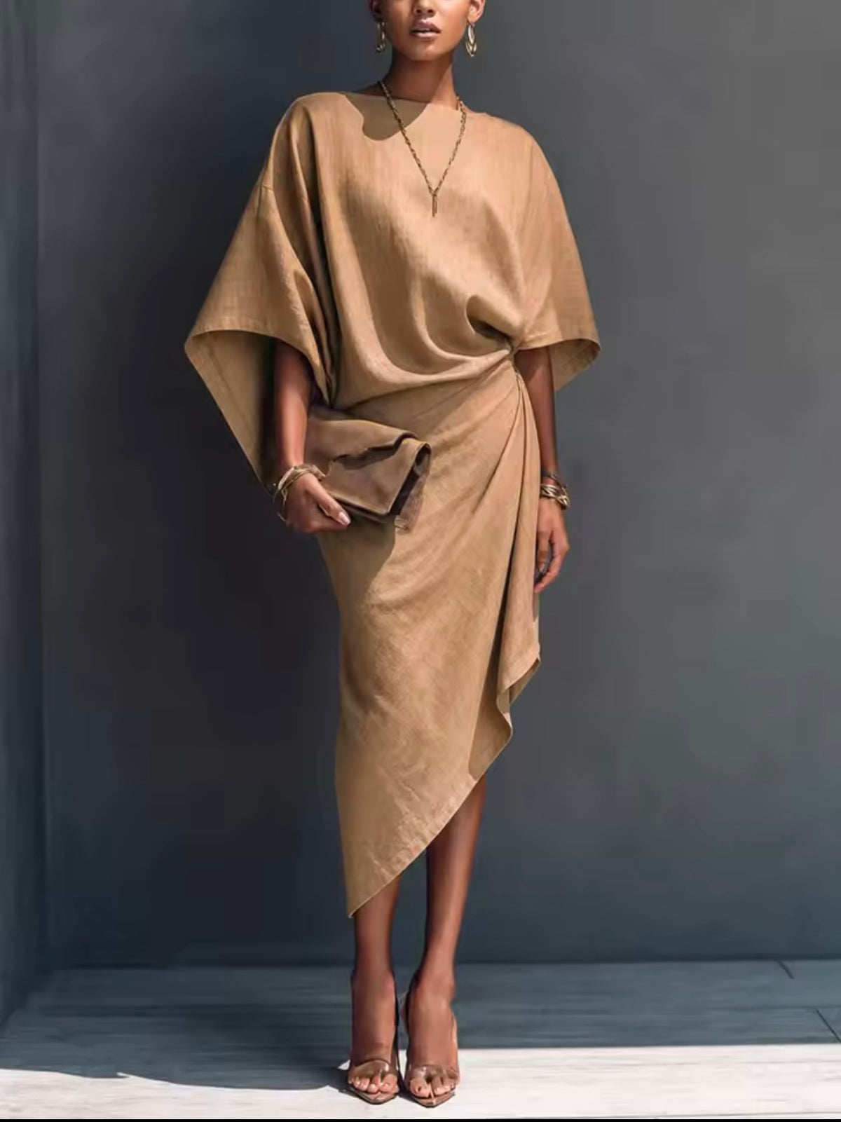Vestido capa drapeado asimétrico - Camel